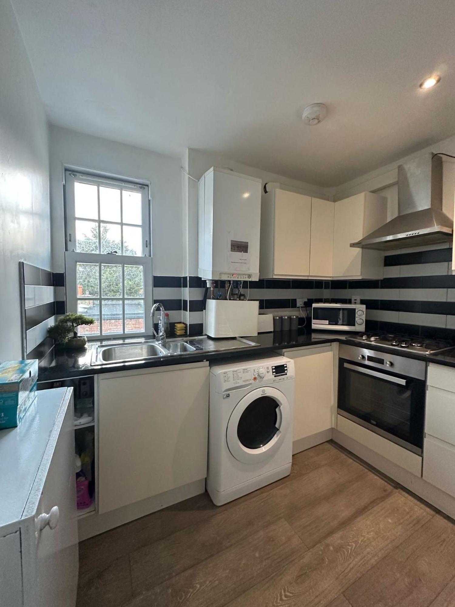 "Euston Comfort" 3 Bedroom Flat In Kings Cross, St Pancras!!!!118B Лондон Экстерьер фото