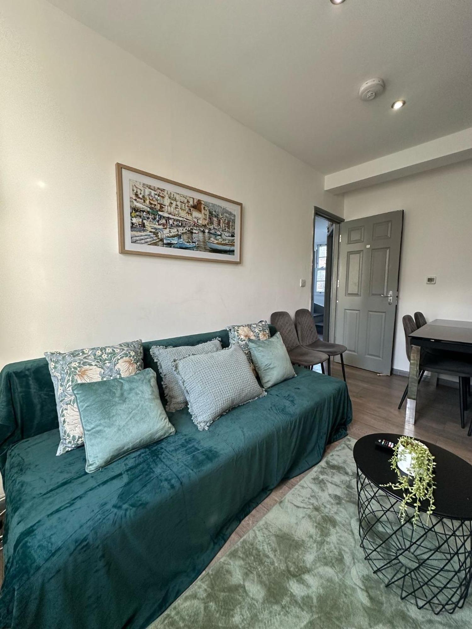 "Euston Comfort" 3 Bedroom Flat In Kings Cross, St Pancras!!!!118B Лондон Экстерьер фото